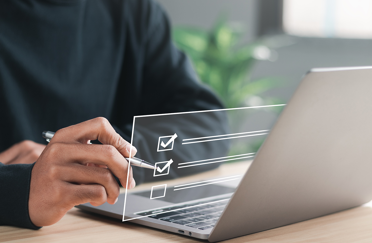 laptop checklist concept